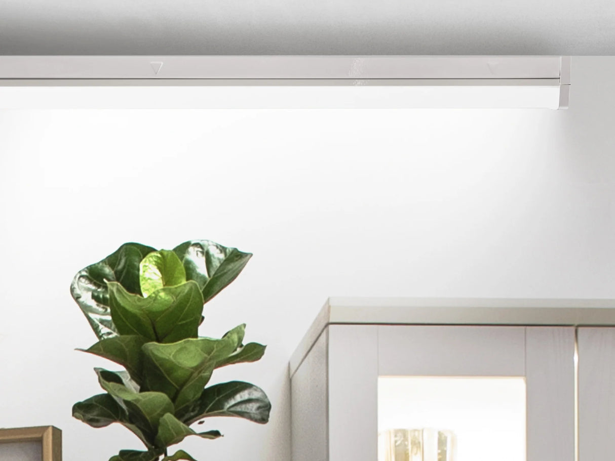 Linkable LED Shop Lights