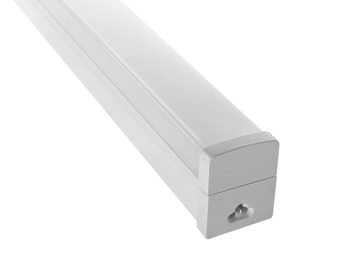 Linkable LED Shop Lights