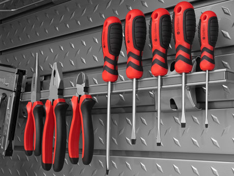Steel Slatwall 12-Piece Accessory Kit