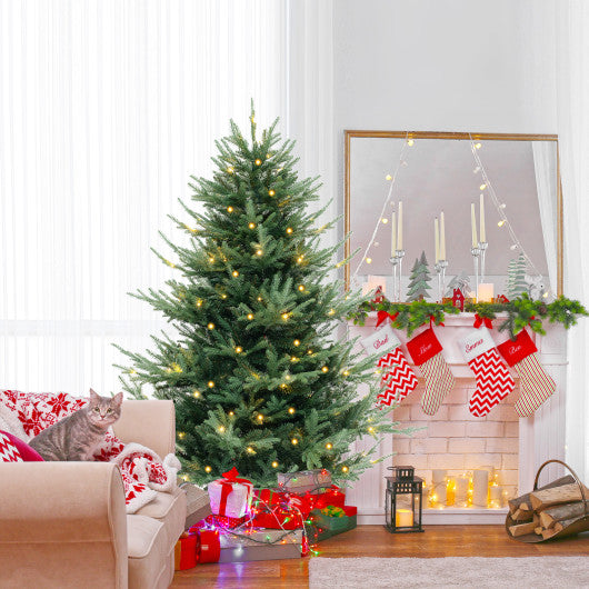 6 FT Pre-Lit Artificial Hinged Xmas Tree with 778 PVC and PE Branch Tips-M